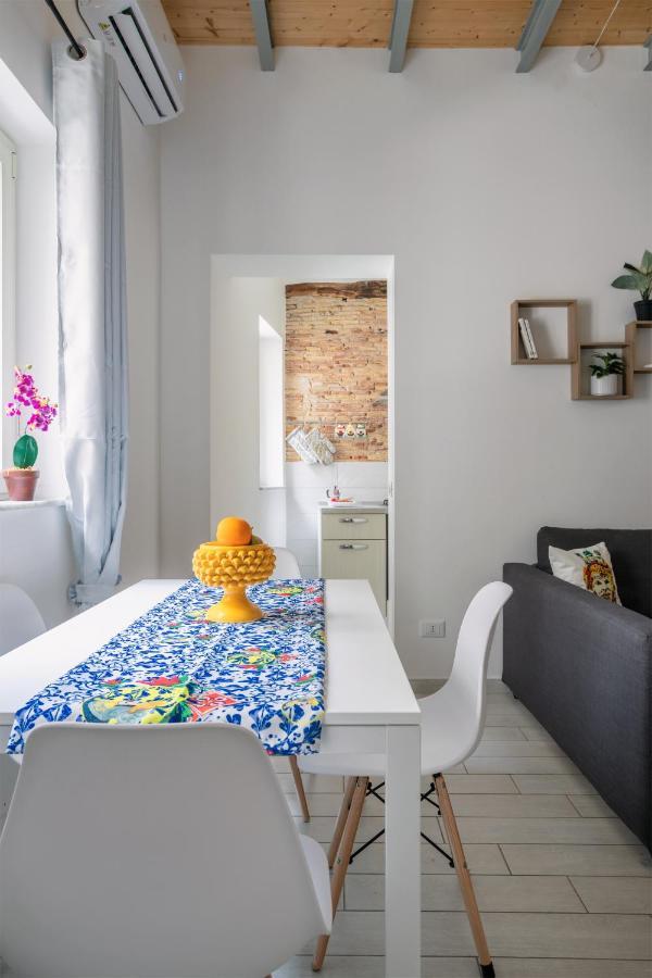 Casa Dei Quattro Canti B&B Palermo Exterior foto